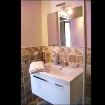 Pool House Montagna Montecchio Holiday home Colico